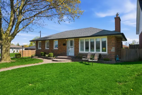 775 Emerson AVE, Oshawa, ON L1H 3L2