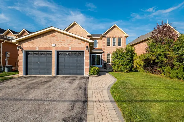 490 Old Harwood AVE, Ajax, ON L1T 3L1