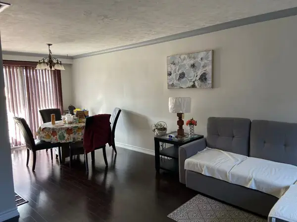 5 Heatherington DR #Main, Toronto E05, ON M1T 1N3