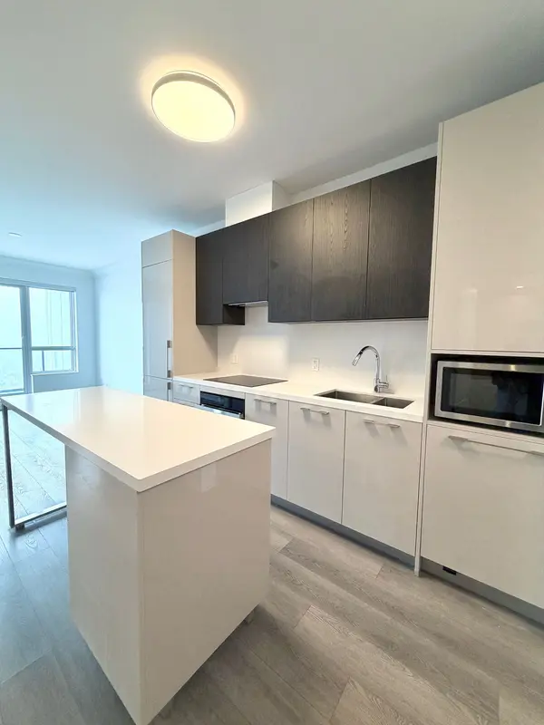 8 Water Walk DR #4309, Markham, ON L3R 6L4
