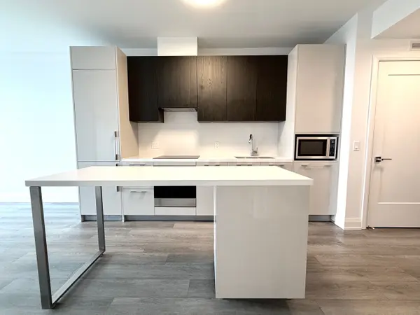 8 Water Walk DR #4309, Markham, ON L3R 6L4