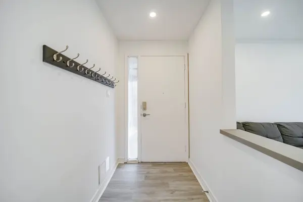 299 Palmer AVE, Richmond Hill, ON L4C 1P4