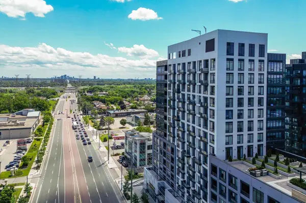 8886 yonge ST #1806, Richmond Hill, ON L4C 1Z8