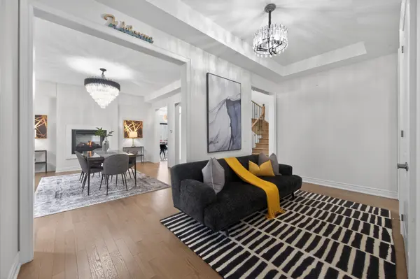 69 Settlers CRES, Bradford West Gwillimbury, ON L3Z 4N3