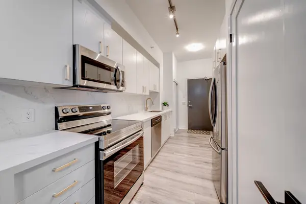 11611 Yonge ST #525, Richmond Hill, ON L4E 1G2
