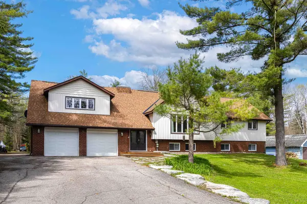 1936 PENINSULA POINT RD, Severn, ON P0E 1N0