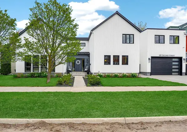 189 Second ST, Collingwood, ON L9Y 1E9
