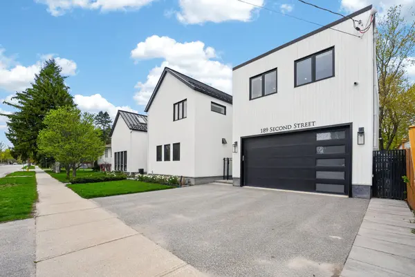 189 Second ST, Collingwood, ON L9Y 1E9