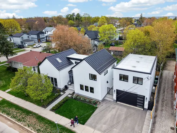 189 Second ST, Collingwood, ON L9Y 1E9