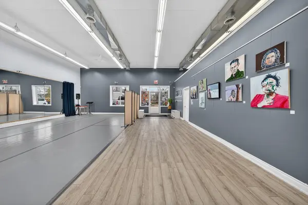 250 Innisfil ST #3, Barrie, ON L4N 4K4