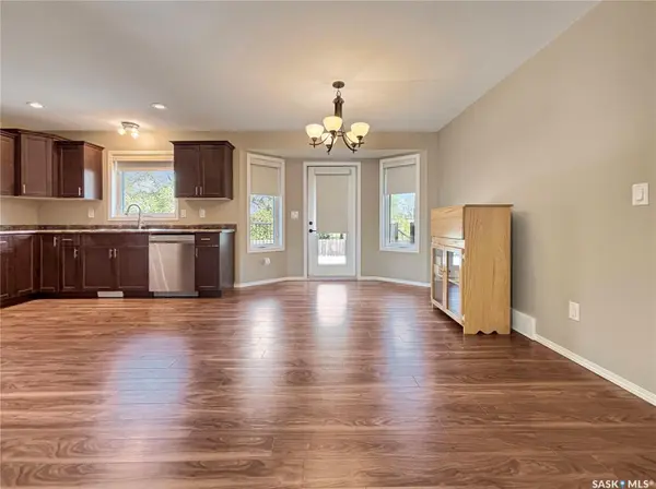 303 Diefenbaker AVENUE, Hague, SK S0K 1X0