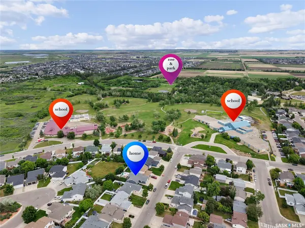 119 Pezer CRESCENT, Saskatoon, SK S7S 1J5