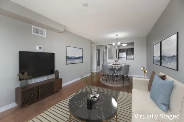 1110 Walden CIR #905, Mississauga, ON L5J 4R3