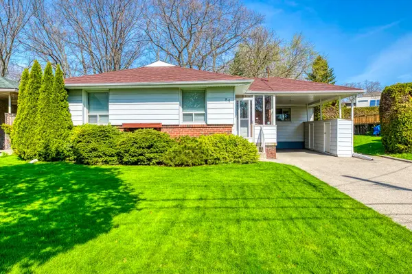 84 Ravenscrest DR, Toronto W08, ON M9B 5N3