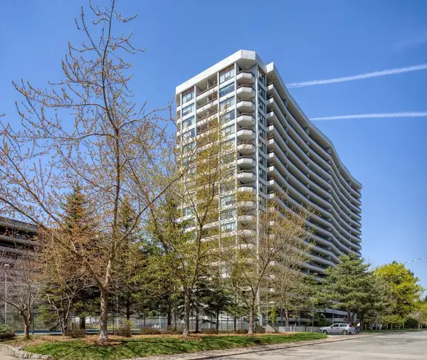 100 Quebec AVE #1501, Toronto W02, ON M6P 4B8