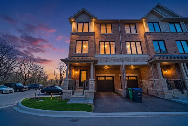 64 Folcroft ST, Brampton, ON L6Y 0B6