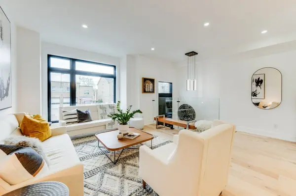 4 Lunness RD, Toronto W06, ON M8W 4M3