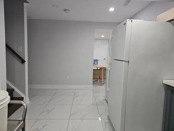 3177 Colonial DR #basement #1, Mississauga, ON L5L 5L3