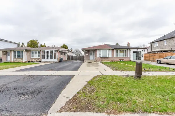 7816 Priory CRES, Mississauga, ON L4T 3H5
