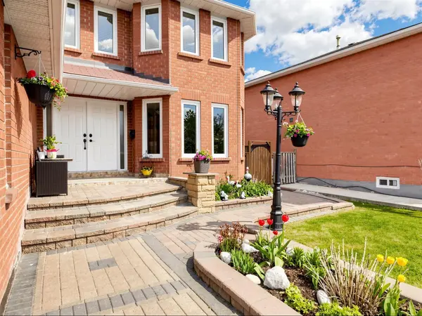 556 RAY LAWSON BLVD, Brampton, ON L6Y 4H5