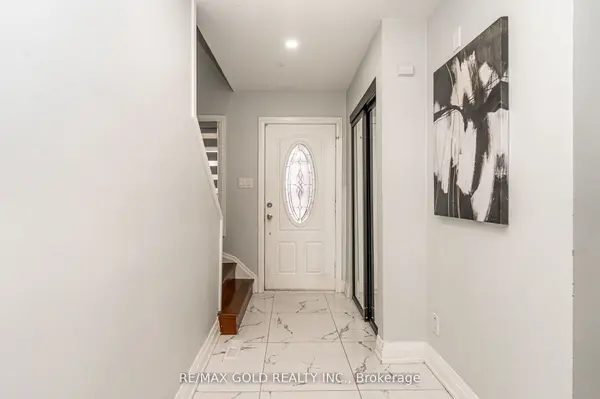 13 Martindale CRES, Brampton, ON L6X 2V7