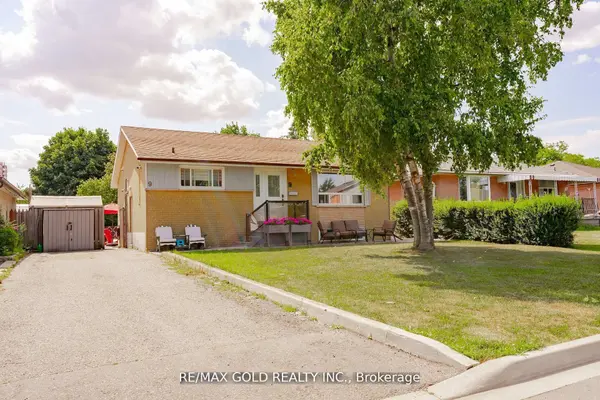 9 Ashwood CRES, Brampton, ON L6T 1M1