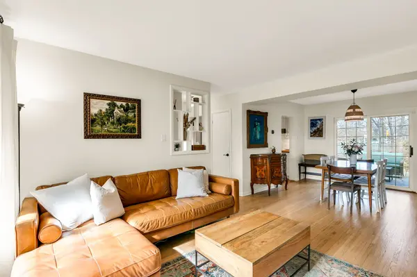 88 Sabrina Dr DR, Toronto W09, ON M9R 2J9