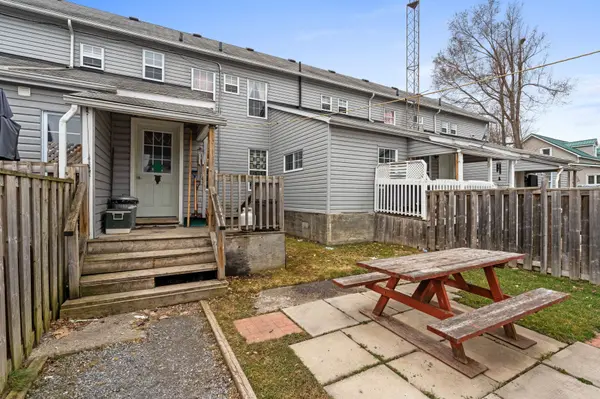 275 Bridge ST, Carleton Place, ON K7C 3H5