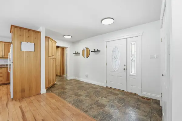 27 Ivy AVE, Renfrew, ON K7V 4C9