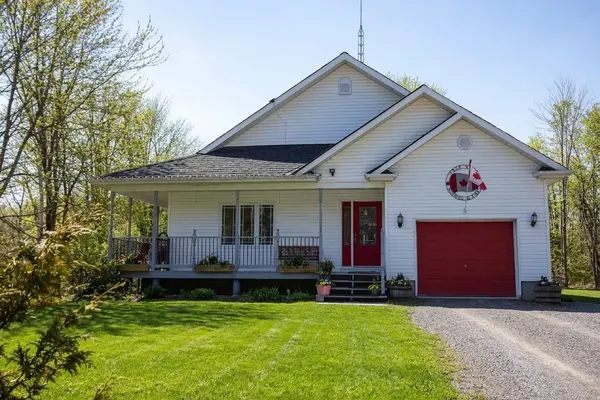 2468 Gagne RD,  Clarence-rockland,  ON K0A 2A0