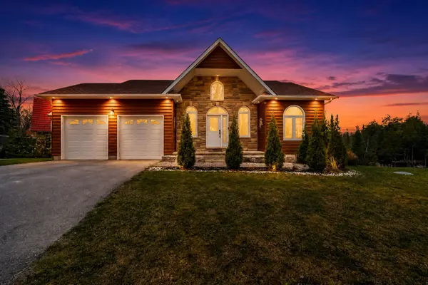 106 Juniper Isle RD, Kawartha Lakes, ON K0M 1N0