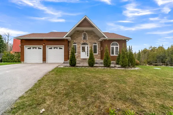 106 Juniper Isle RD, Kawartha Lakes, ON K0M 1N0