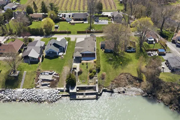 8 Firelane 14D RD, Niagara-on-the-lake, ON L0S 1J0