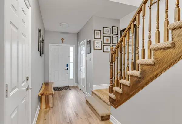 243 Southbrook DR, Hamilton, ON L0R 1C0