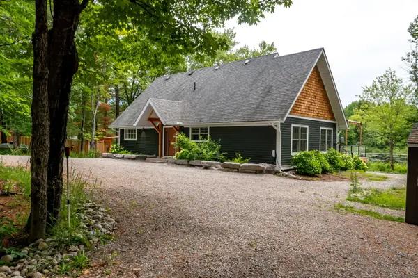 1078 Woodwinds RD, Muskoka Lakes, ON P1P 1R2