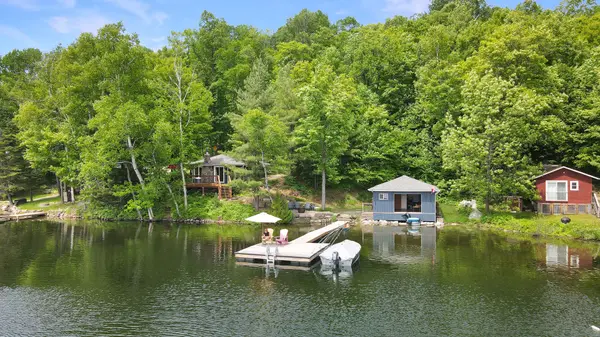 1027 Rothwell DR, Highlands East, ON K0L 3C0