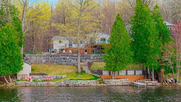 14 Lower Lake LN, Frontenac, ON K0H 1T0