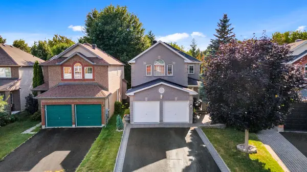 51 Borealis CRES, Overbrook - Castleheights And Area, ON K1K 4T5
