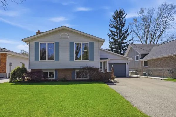 13 FALLINGBROOK DR, Pelham, ON L0S 1E1