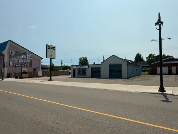 40 King ST E, Kawartha Lakes, ON K0L 2W0