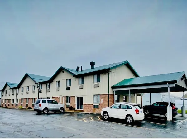 76 McNaughton AVE, Chatham-kent, ON N8A 1R9