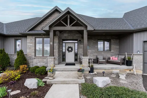 6 Macneil CT, Brantford, ON N3S 0G3