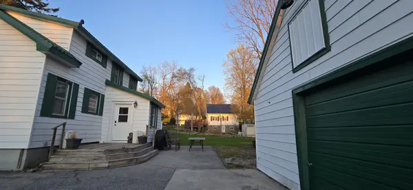 4 South ST S, Prince Edward County, ON K0K 2T0