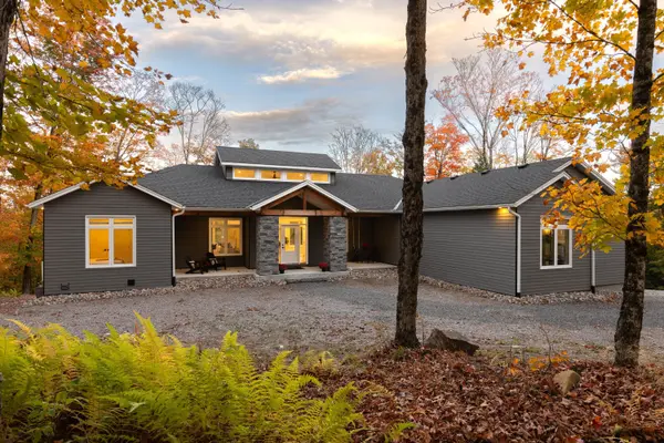 103 Granite DR, Huntsville, ON P1H 2N5