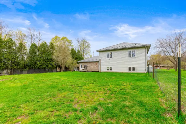 1 County Rd 5 RD, Front Of Yonge, ON K0E 1B0