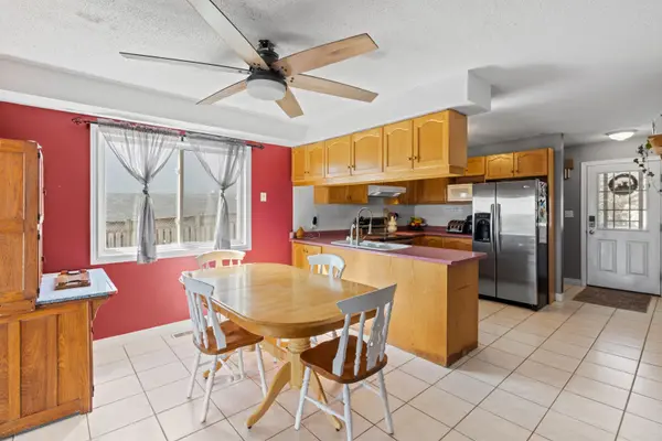 59 Dales DR, Mapleton, ON N0G 1P0