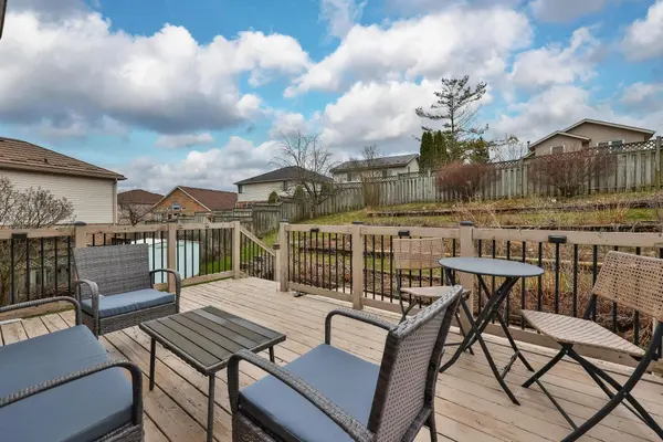 69 Abbeywood CRES, Guelph, ON N1K 1V3