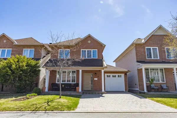 32 Stonepointe AVE, Barrhaven, ON K2G 6G4