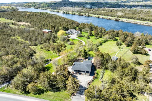 1249 Glen Miller RD, Quinte West, ON K0K 2C0