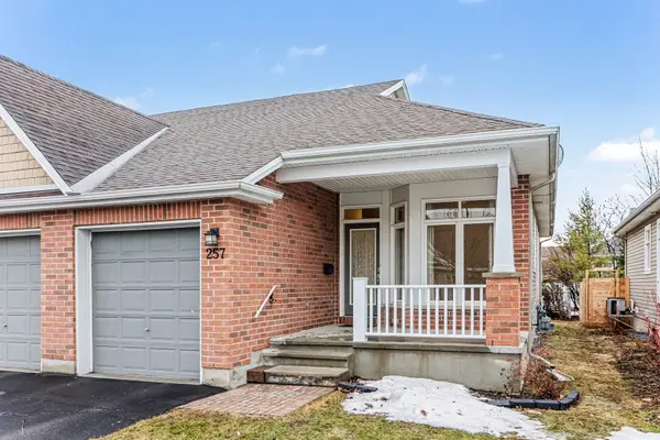 257 Bulrush CRES,  Blossom Park - Airport And Area,  ON K1T 0E5